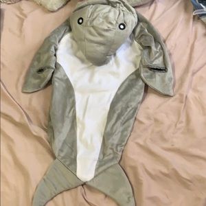 SHARK BUNTING COSTUME 0-6 MONTHS